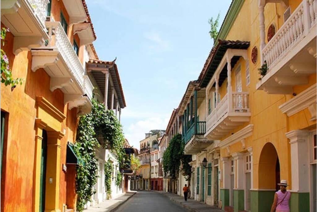 De Indias, Mar, Historia Y Diversion ! * Cartagena